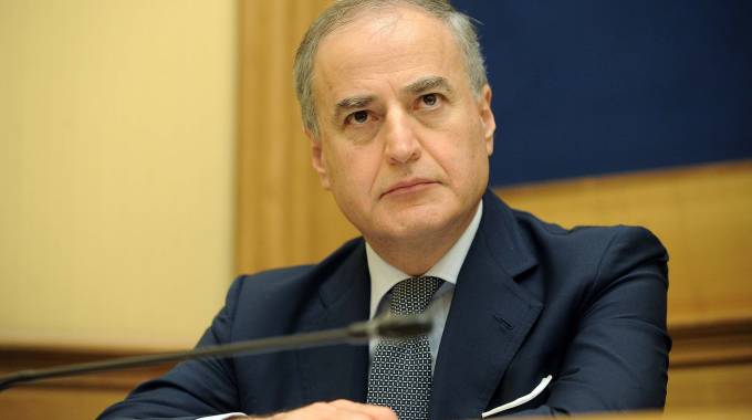 Il deputato Carlo Sarro (Lapresse)