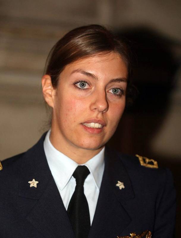 Il capitano Mariangela Valentini (Ansa)