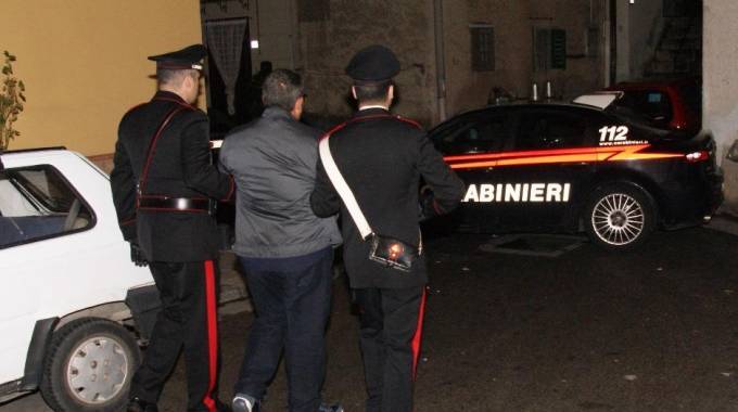 Bagheria, operazione anti-pizzo: uno dei 22 arresti (Foto Ansa)