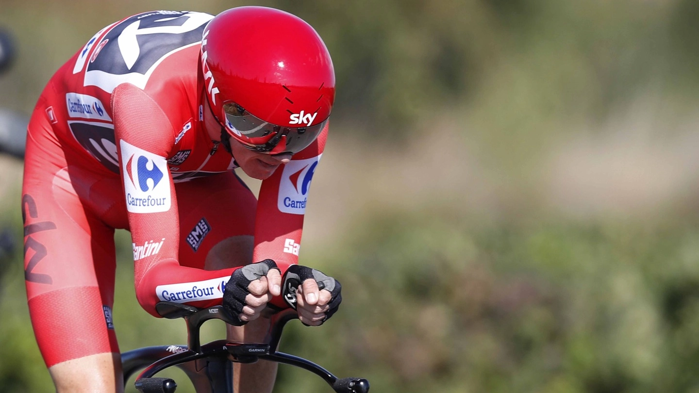 Chris Froome impegnato nella crono della Vuelta (LaPresse)