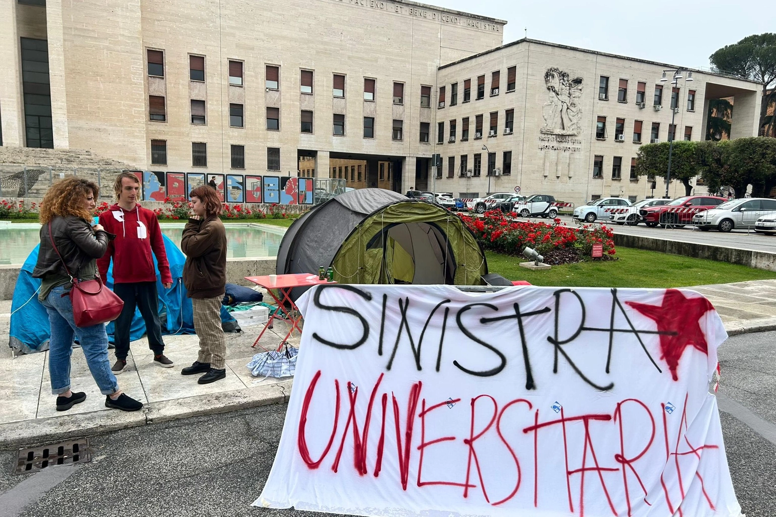 Caro affitti: protesta degli studenti alla Sapienza