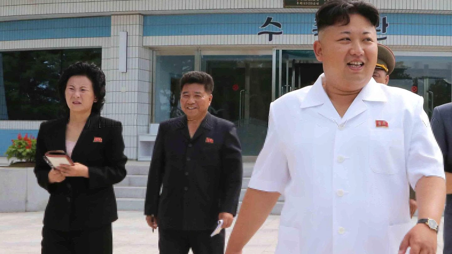 Kim Jong-un con la sorella Kim Yo-jong (Ansa)