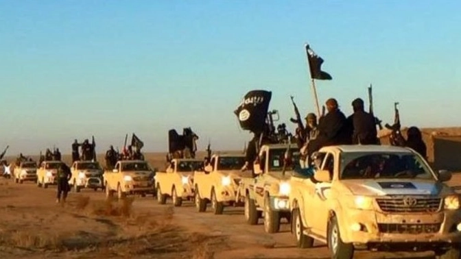 Un convoglio di guerriglieri dell'Isis 