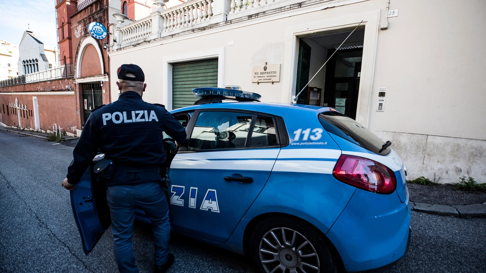 Napoli, pregiudicato arrestato per aver violato l’obbligo di soggiorno