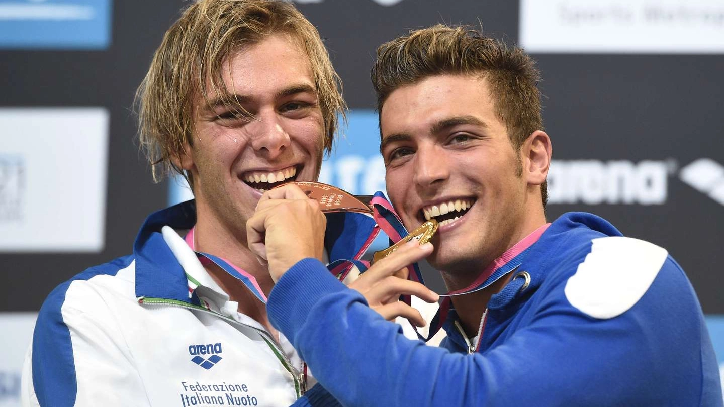Europei di nuoto: Gregorio Paltrinieri e Gabriele Detti con le medaglie al collo (Afp)