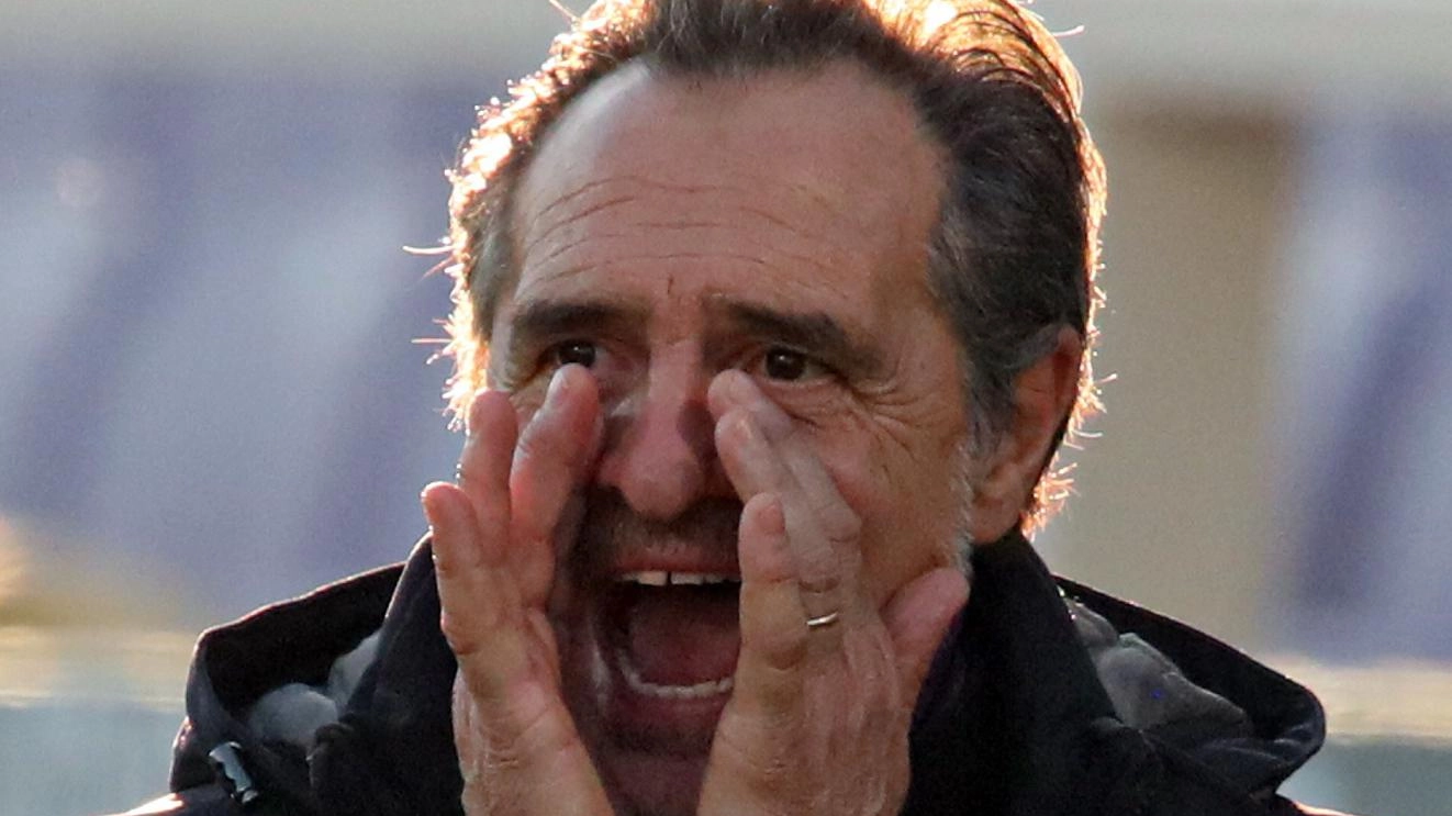 L’allenatore Cesare Prandelli, 63 anni, ha lasciato la Fiorentina martedì scorso