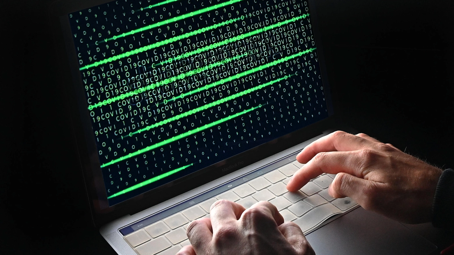 Gruppo filorusso rivendica attacco hacker a siti istituzionali italiani (Ansa)