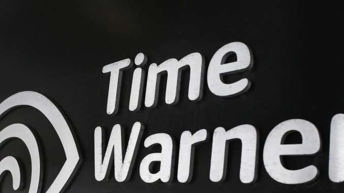 Time Warner: At&t valuta acquisizione