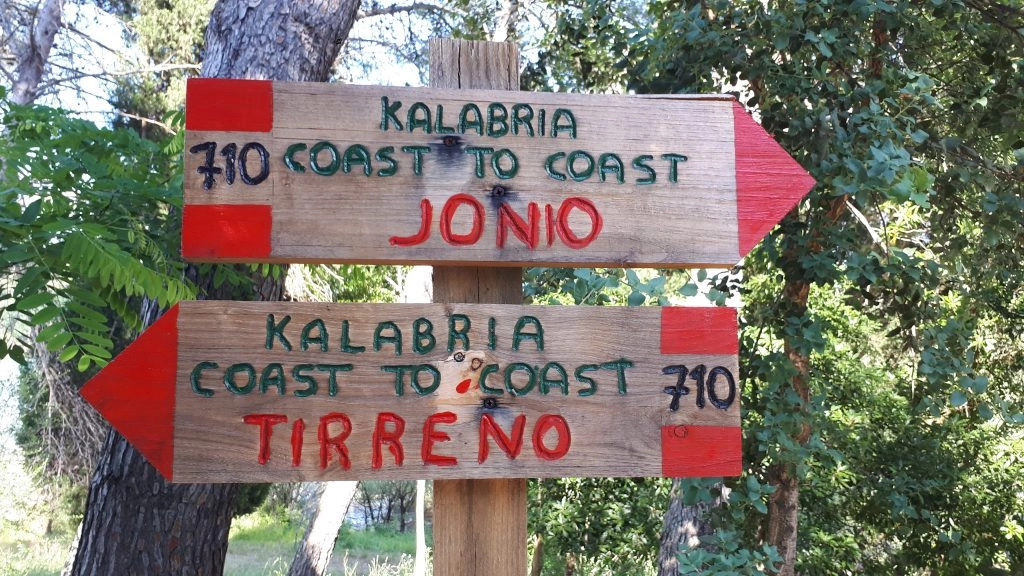 La segnaletica di Kalabria coast to coast