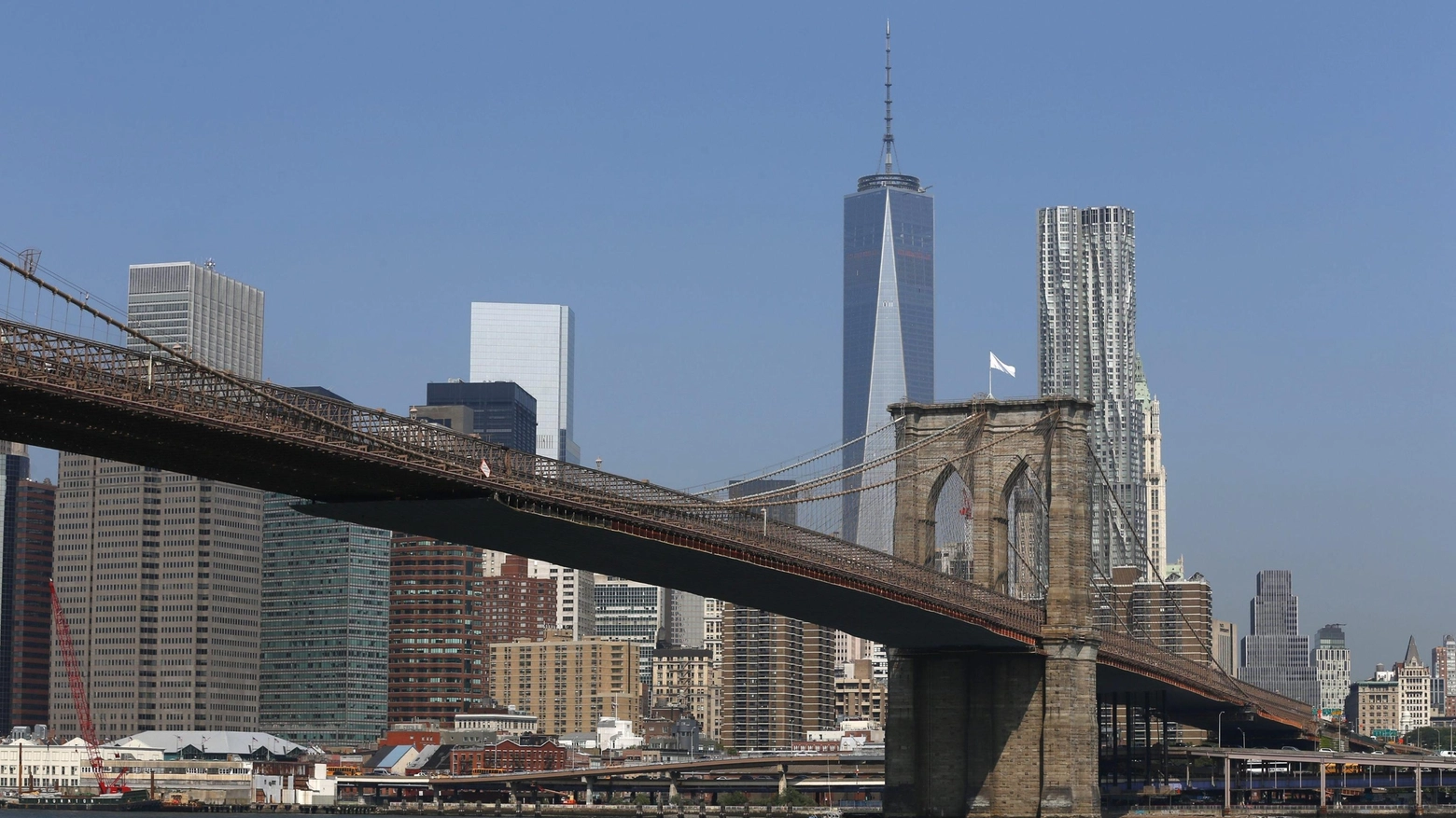 Una veduta del Brooklyn Bridge a New York (Ansa)