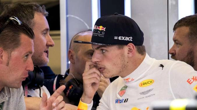 F1:papà Verstappen attacca Fia e Ferrari