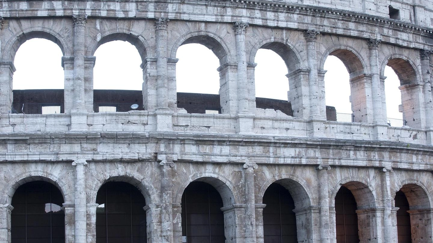 Arcate del Colosseo (Ansa)