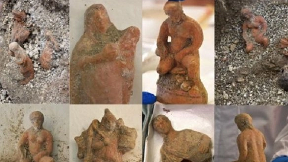 Pompei, trovate 13 statuette di terracotta