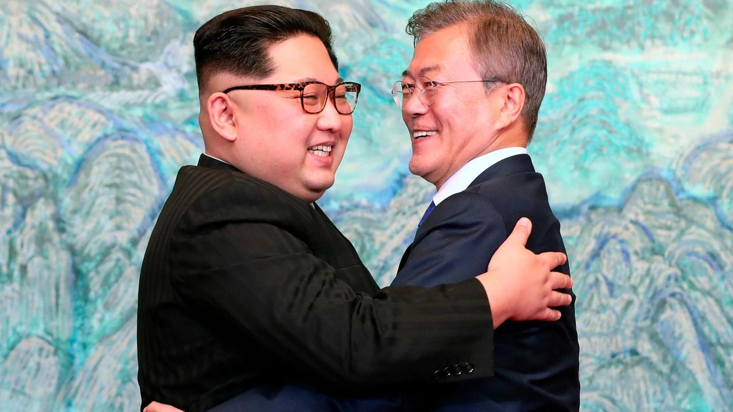 Kim Jong-un e Moon Jae-in (Ansa)