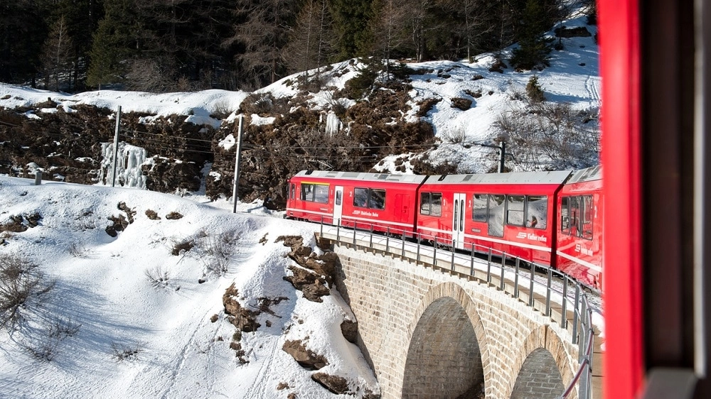 10-viaggi-in-treno-da-fare-in-italia-per-vedere-la-bellezza-deal-finestrino