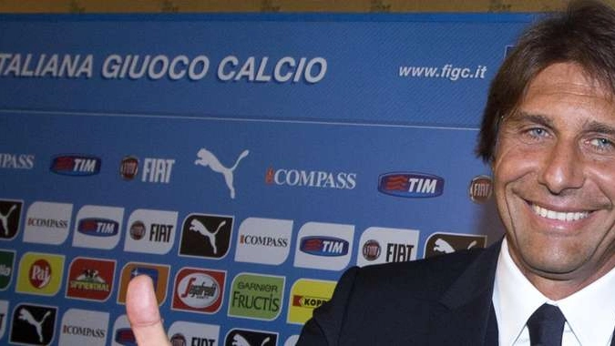Figc:Conte fa visita a Lazio e alla Roma