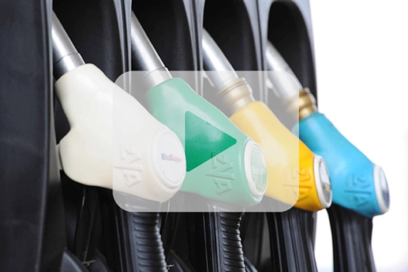 Benzina, diesel, gpl o metano: quanto si risparmia? - La risposta in 2 minuti