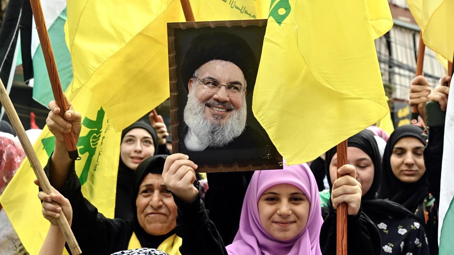 Leader di Hezbollah vede ministro Esteri Iran a Beirut