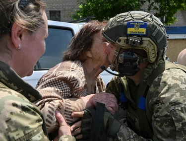 Controffensiva ucraina, russi sotto pressione: “Attacchi fino ad agosto. A Kiev serve un successo”