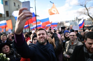 Il mistero di Navalny. Kiev dà ragione a Mosca: "È stata una morte naturale"