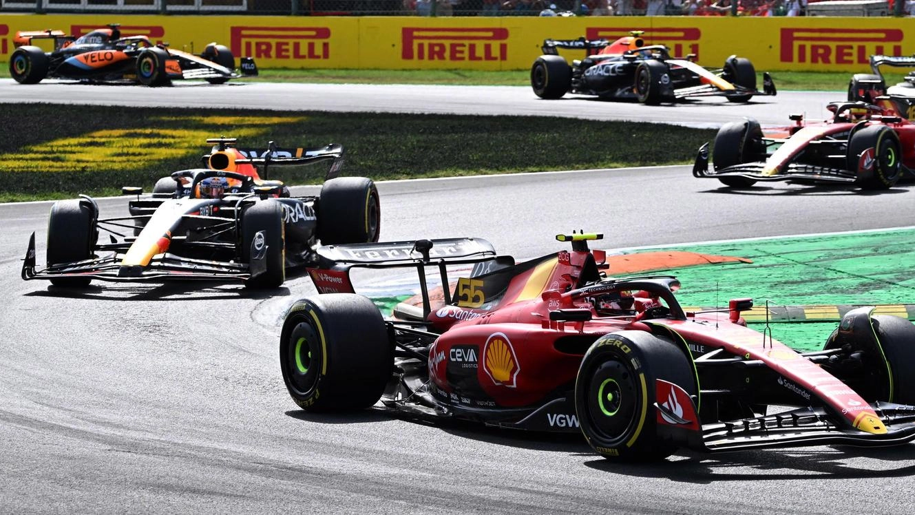 F1: Monza, vince Verstappen, terza la Ferrari di Sainz