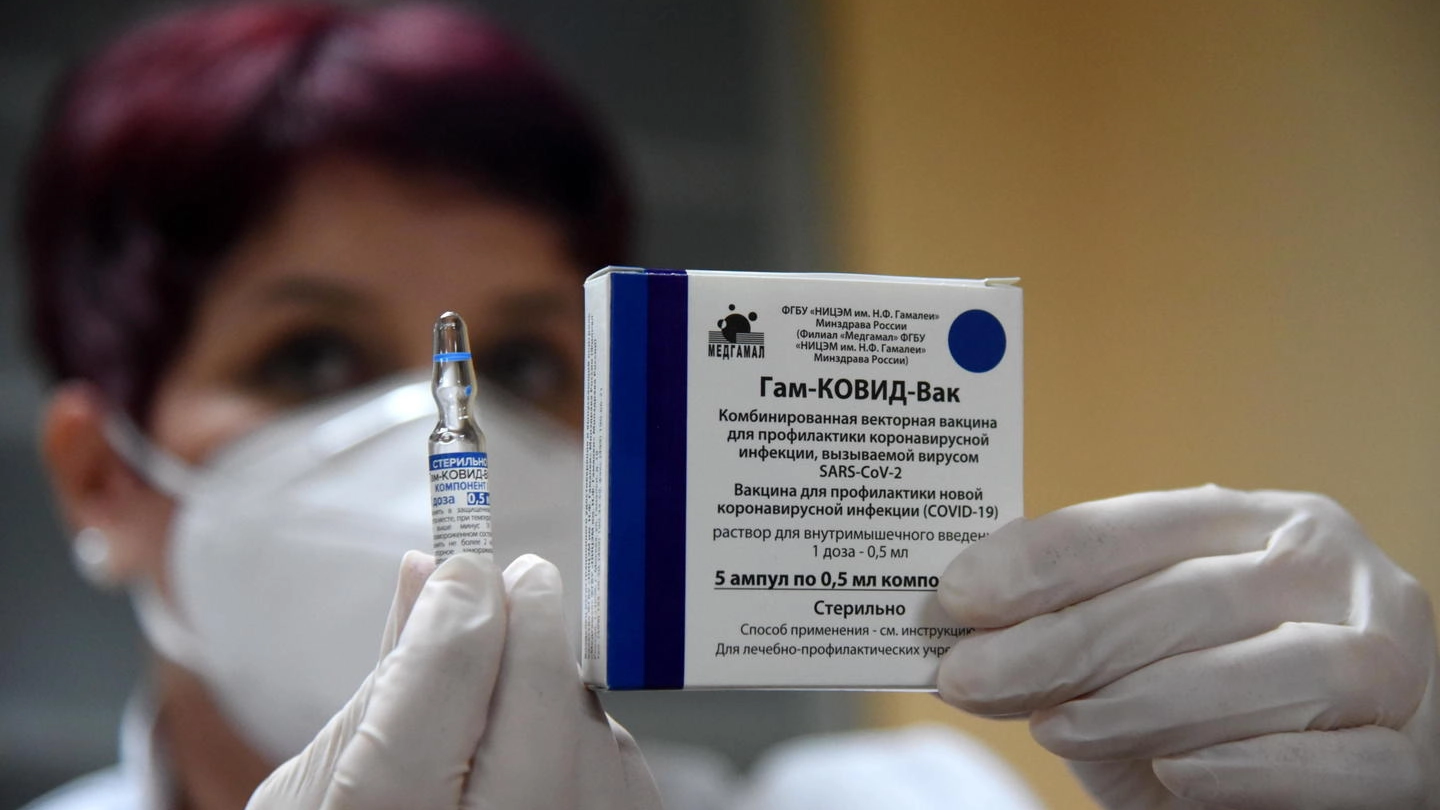 La Repubblica Ceca vuole utilizzare il vaccino Sputnik V senza l'ok dell'Ema (Ansa)