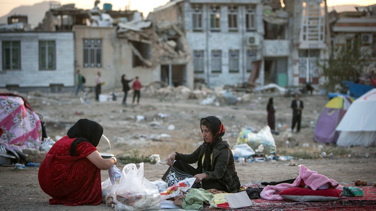 Iran, le vittime del terremoto del 12 novembre (Lapresse)