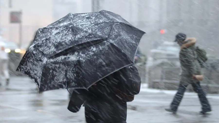Meteo Lazio, temporali in arrivo: allerta gialla in tutta la regione