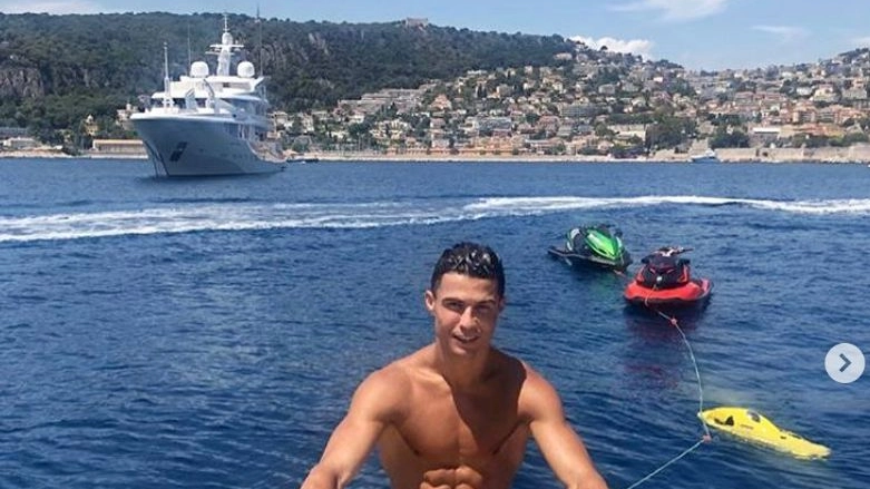 Cristiano Ronaldo in vacanza (Instagram)