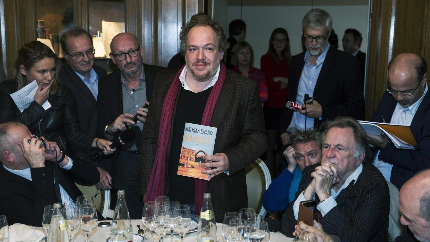  Mathias Enard con il romanzo 'Boussole' ha vinto il Premio Goncourt (Ansa)