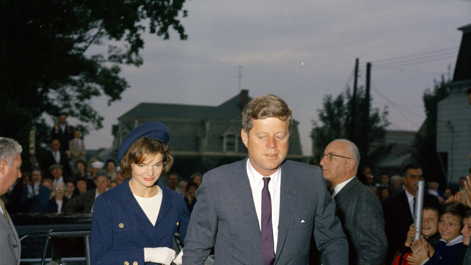 John Fitzgerald Kennedy con la moglie Jacqueline (Foto JFK Library)