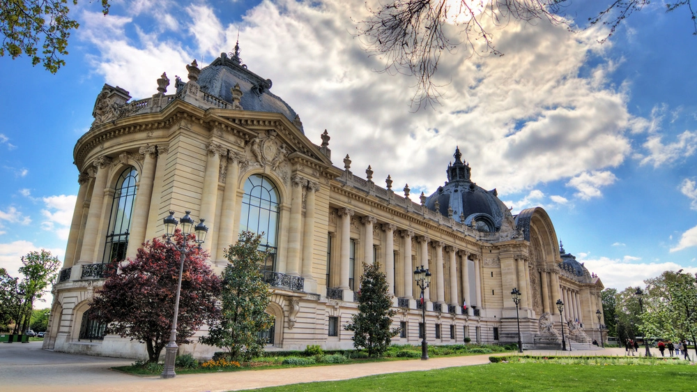 Il Petit Palais di Parigi ospita una collezione d'arte gratuita - Foto: dennisvdw/iStock