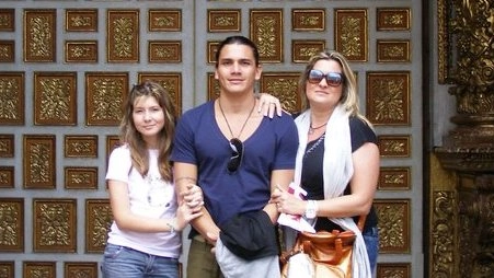 Da destra Adriana Andrea Stadie, Alvaro Alonzo Cerda Cedeno e la giovane Sophie Annette