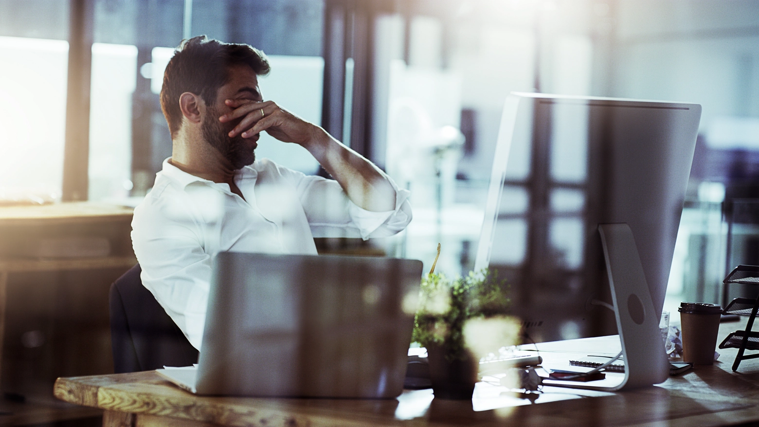 Lo stress cronico e persistente sul lavoro può portare al cosiddetto burnout