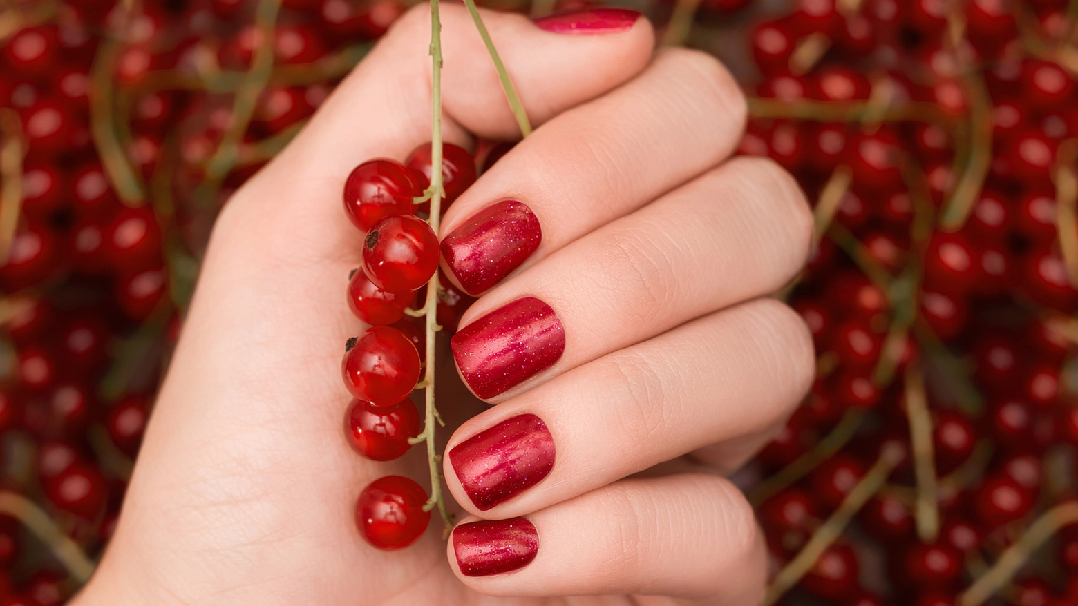 Cherry mocha nails (iStock Photo)
