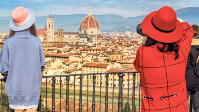 Turisti a Firenze (immagine di repertorio)