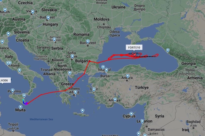 Il volo dell'aereo-spia (Forte 10) della Us Air Force decollato dalla base di Sigonella per monitorare l'area del Mar Nero