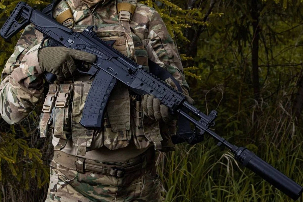 Il nuovo fucile d'assalto AK-12