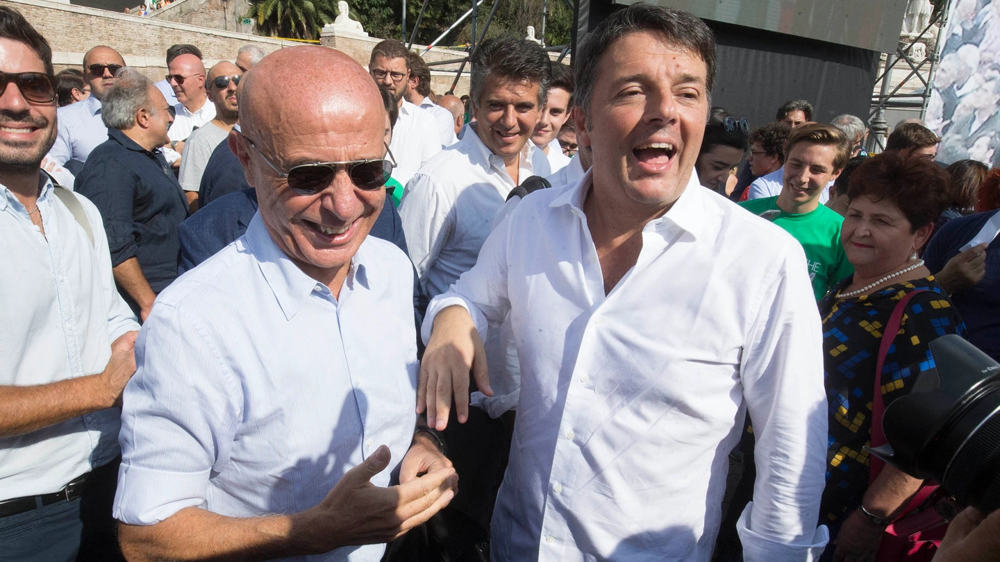 Marco Minniti e Matteo Renzi (Imagoeconomica)