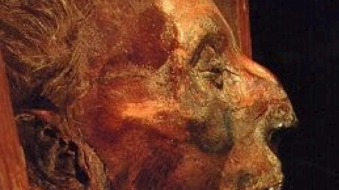 La mummia del faraone Ramses II, vissuto fra 1303 e 1213 avanti Cristo