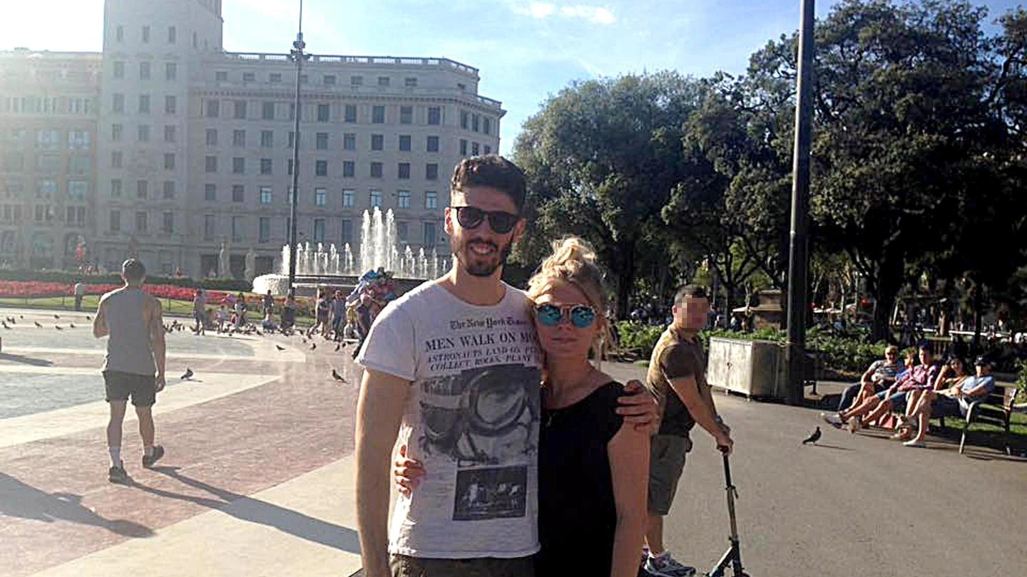 Luca Sacchi con la fidanzata, Anastasia Kylemnyk (Ansa/Facebook)