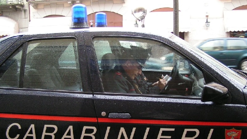 I carabinieri stanno esaminando la vita della donna e le sue conoscenze