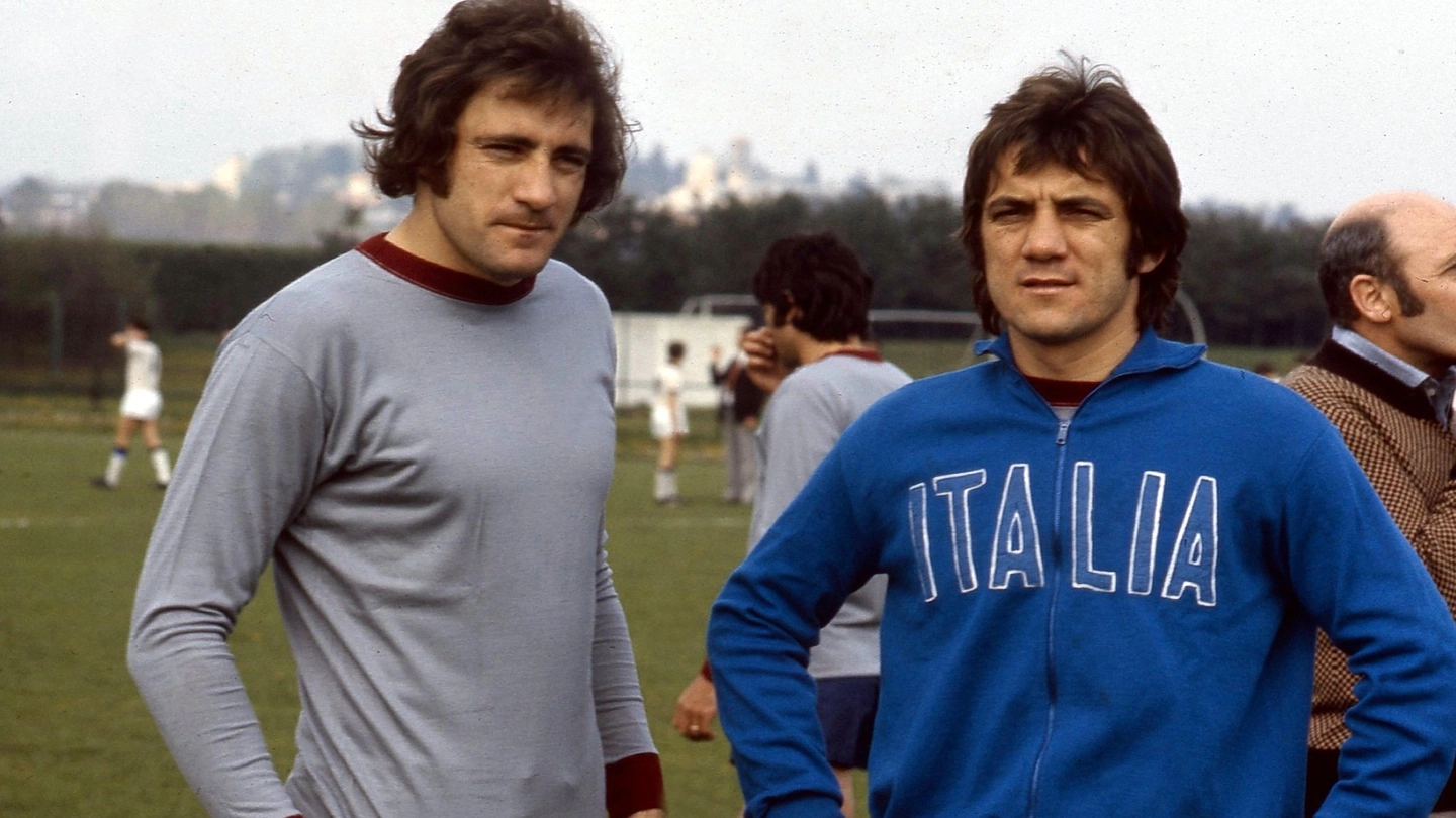 Roberto Boninsegna  a destra con Giorgio Chinaglia: per l’Italia fu un’edizione sfortunata nonostante tanti campioni