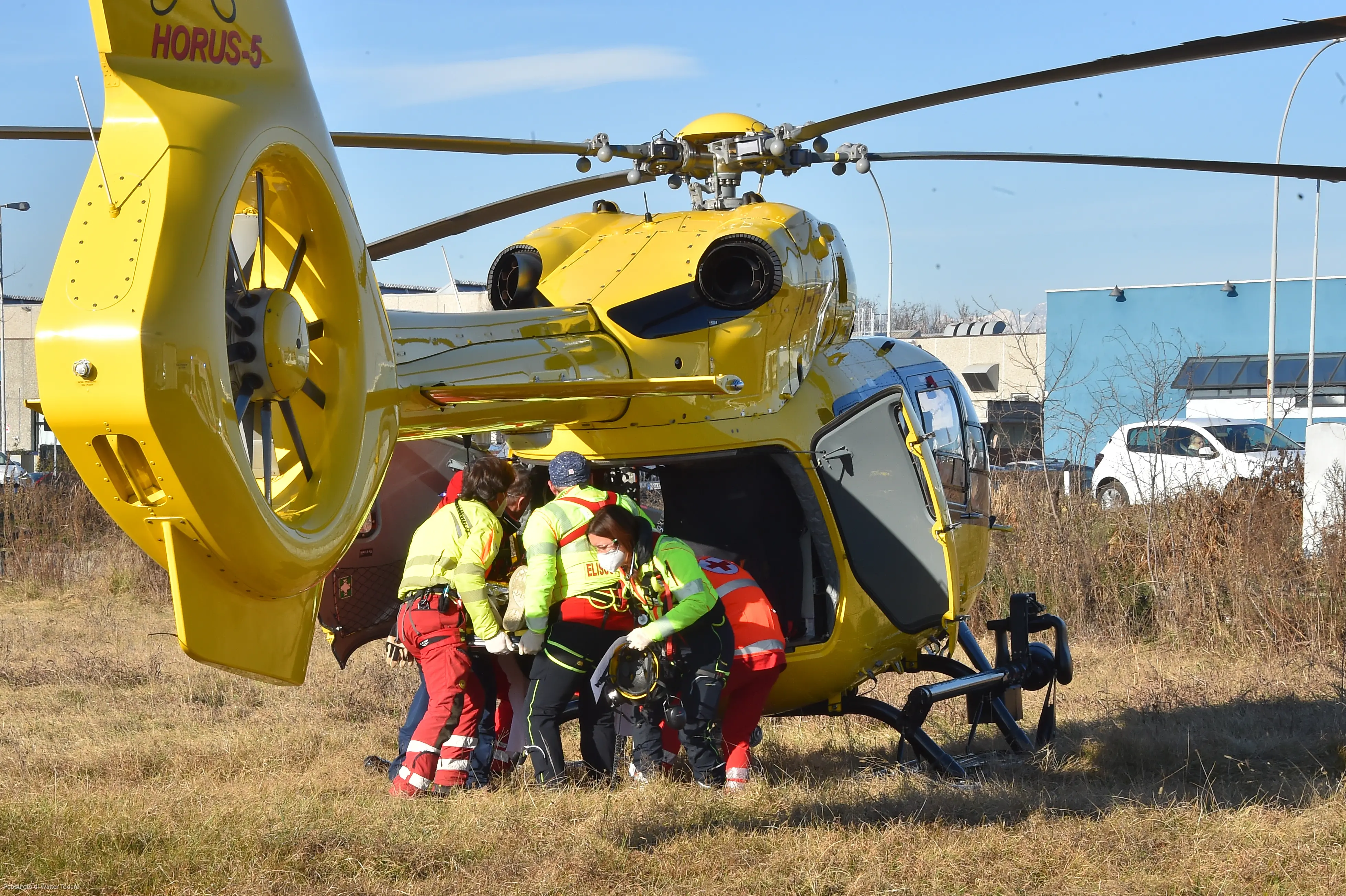 Operaio 21enne cade dal nastro trasportatore di un'azienda di legnami: è gravissimo