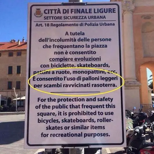 Sicurezza urbana e tiki taka a Finale Ligure: multa ai ragazzi che tirano alto il pallone