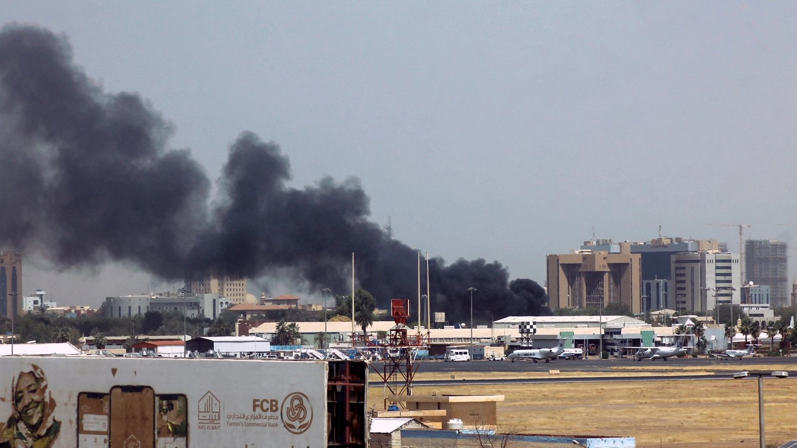 Esplosioni all'aeroporto di Khartoum