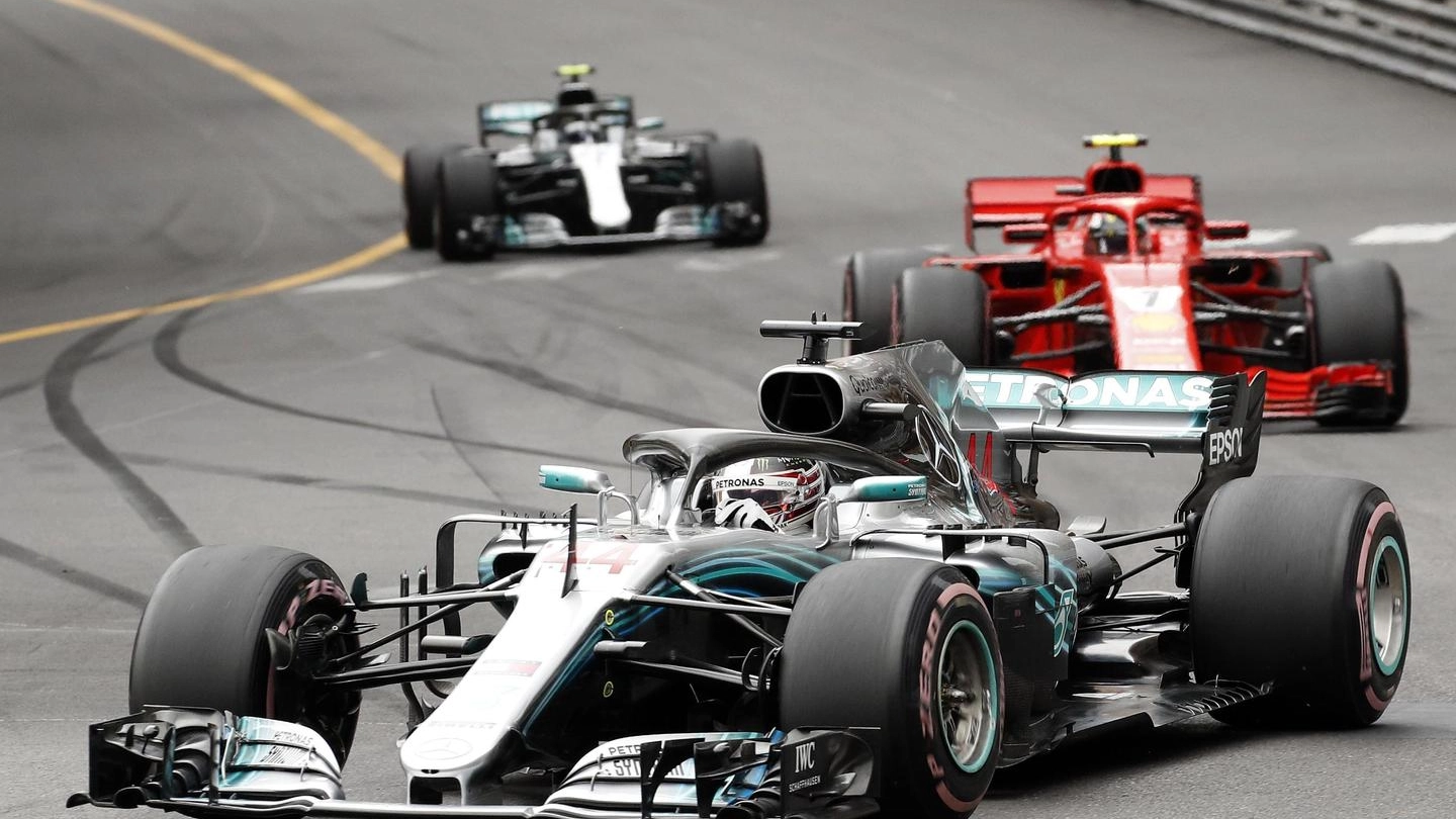 Formula 1, Lewis Hamilton leader in classifica (Ansa)