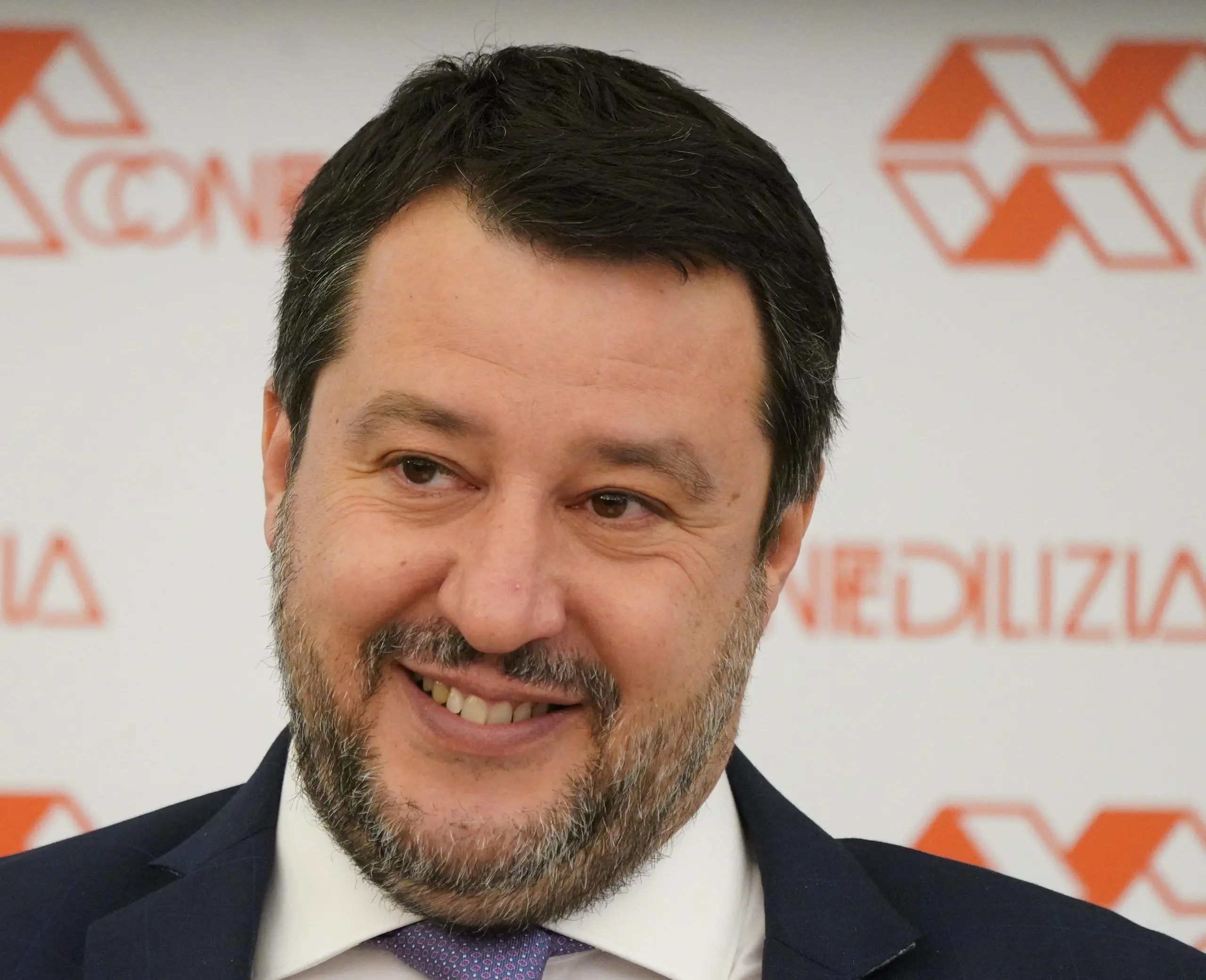 Salvini: "Raccolta firme con i radicali"