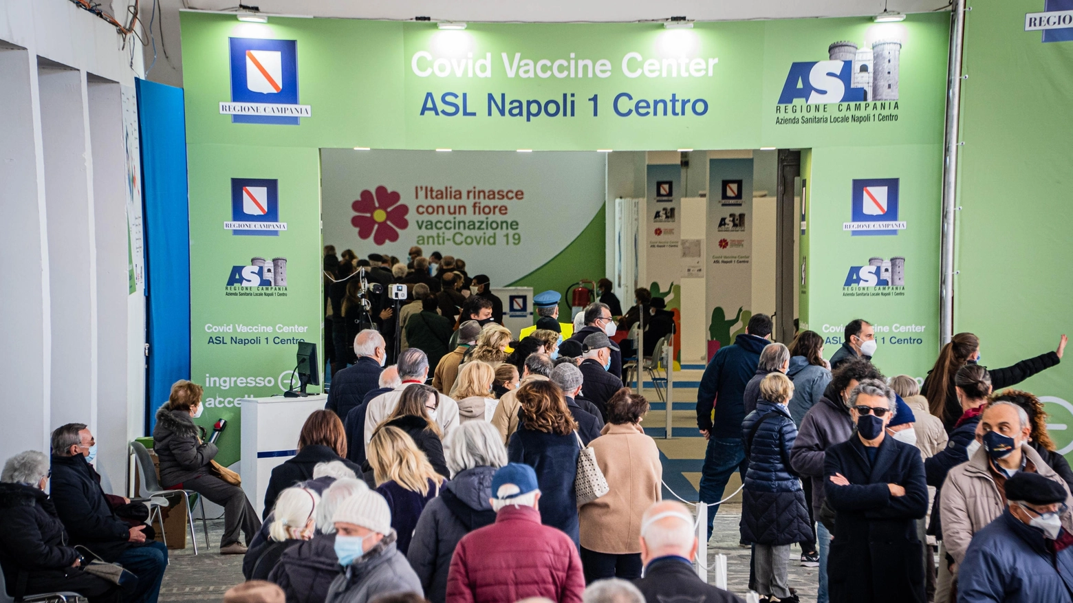 Vaccini a Napoli