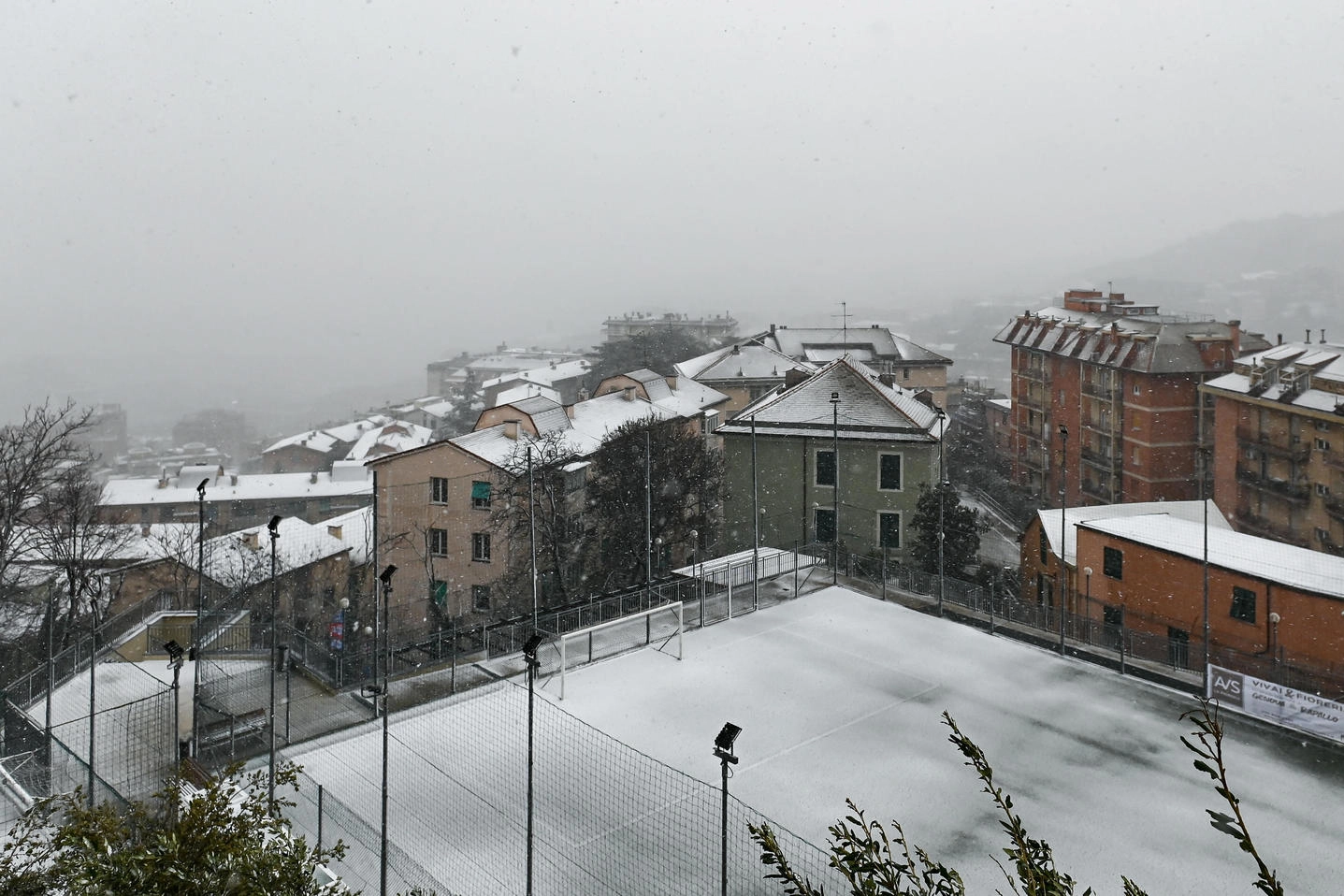 Neve a Genova e dintorni (Ansa)